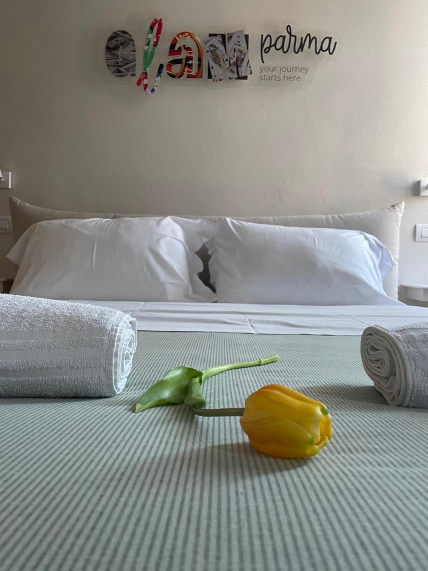 Glam Parma Hotel Buitenkant foto