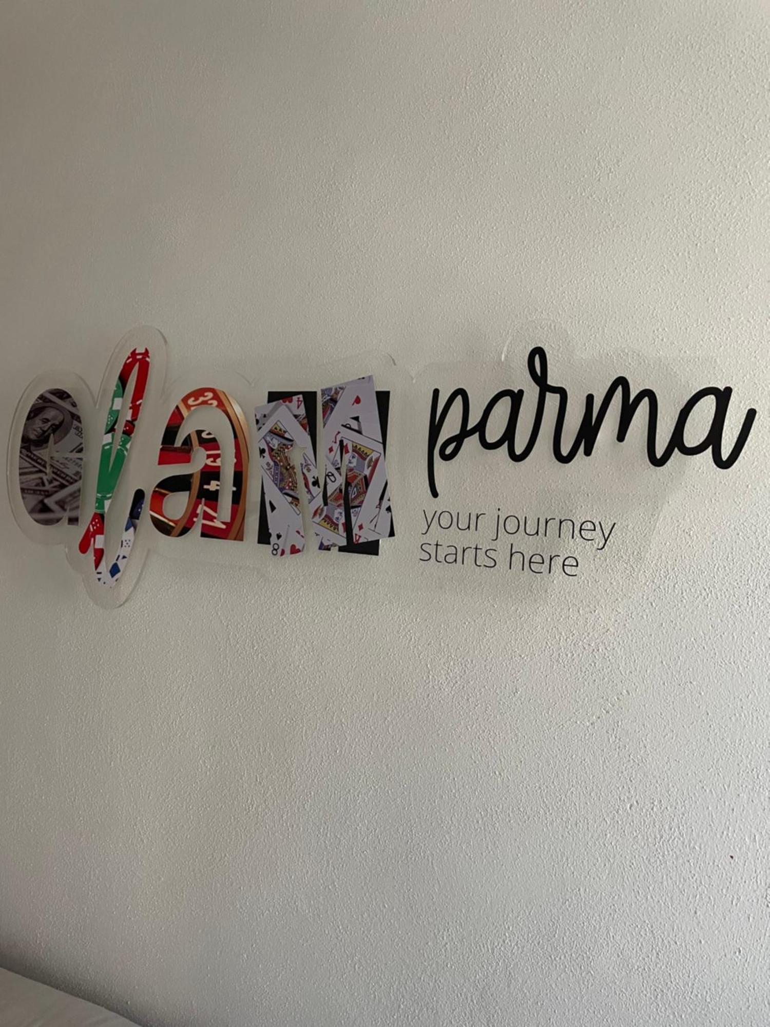 Glam Parma Hotel Buitenkant foto